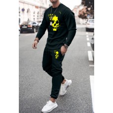 Two-piece Skull Print Men's Pullover and Joggers Set